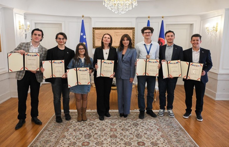 Kosova shkëlqen në Olimpiadën Evropiane të Matematikës EMO 2026