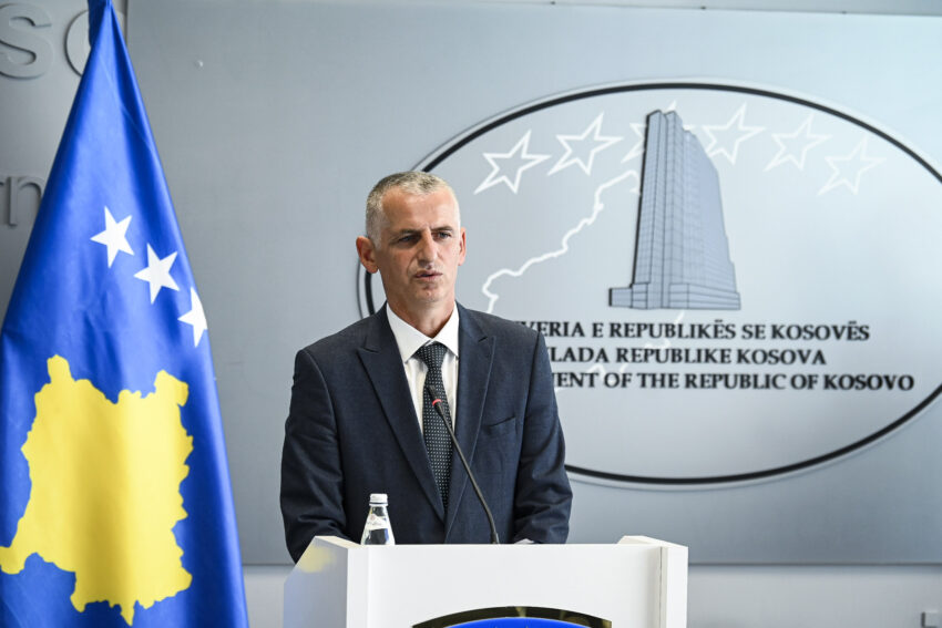 Durmishi tërhiqet nga lista e VV-së, pas konsultimeve me Kurtin