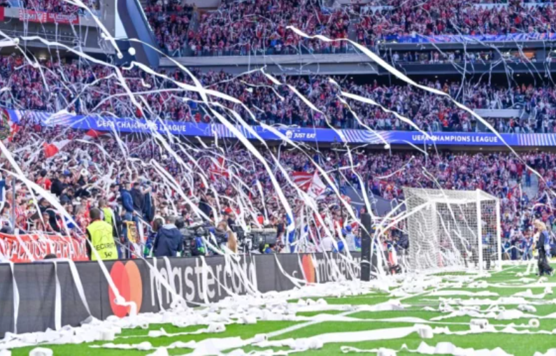 Finalja e Champions-it shtrenjton udhëtimin për tifozët e Arsenalit