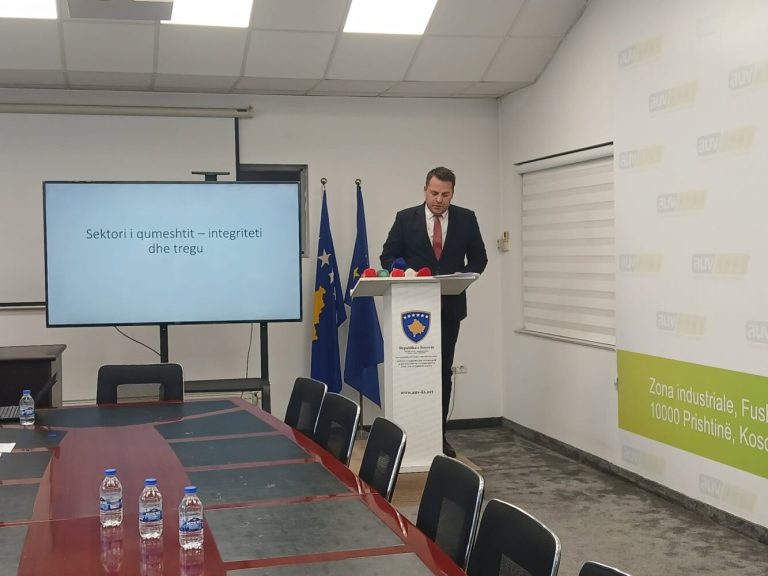 Muja: Sektori i qumështit po përballet me presione dhe ulje çmimesh për fermerët