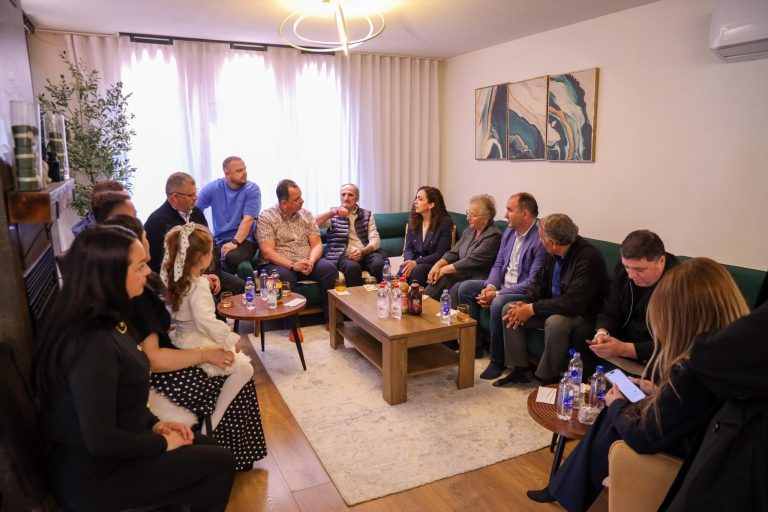 Osmani falënderon mikpritjen në Ferizaj
