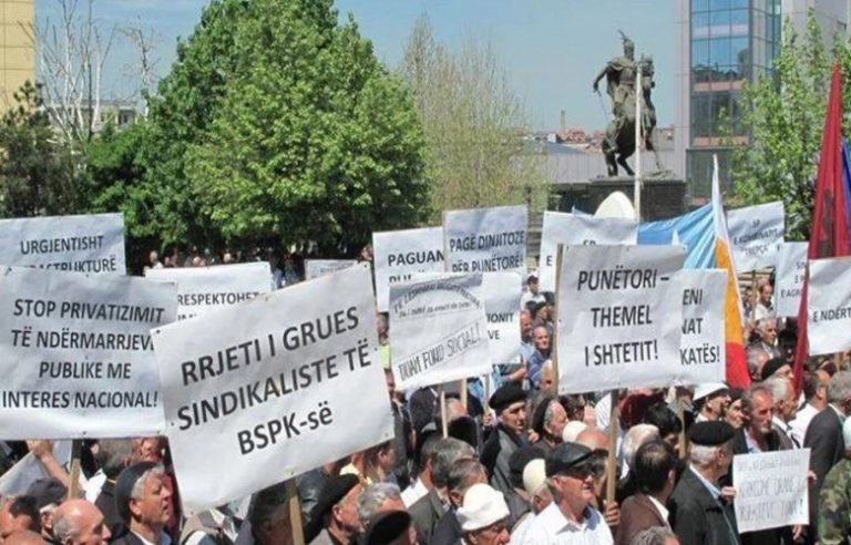 Protestë e punëtorëve të sektorit privat sot në Prishtinë