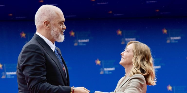 Meloni reagon pas raportimeve për marrëveshjen Shqipëri-Itali për emigrantët