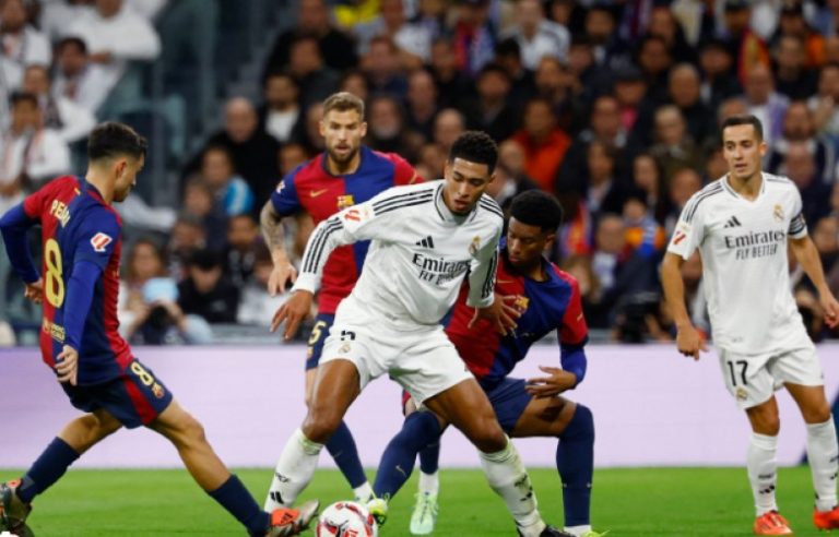 El Clasico vendos titullin: Barcelona dhe Real Madridi përballen sonte