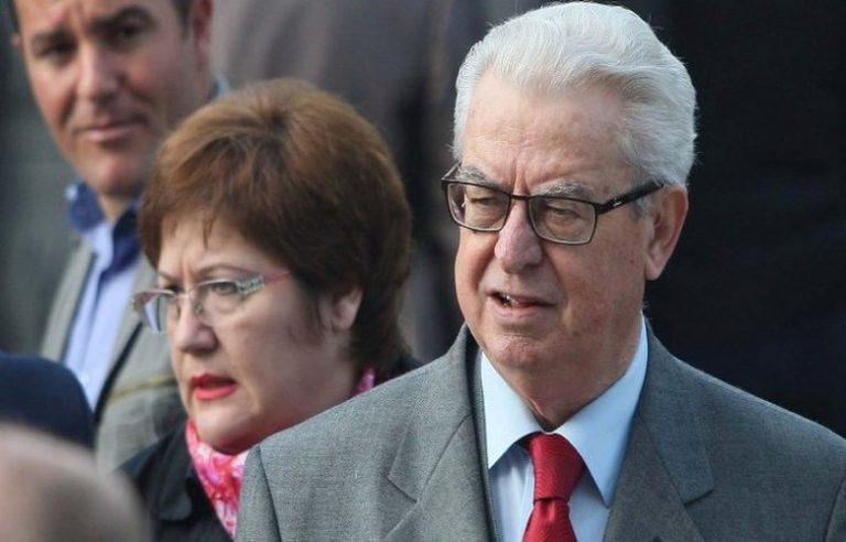 Shqipëria përcjell me nderime Servet Pëllumbin në banesën e fundit