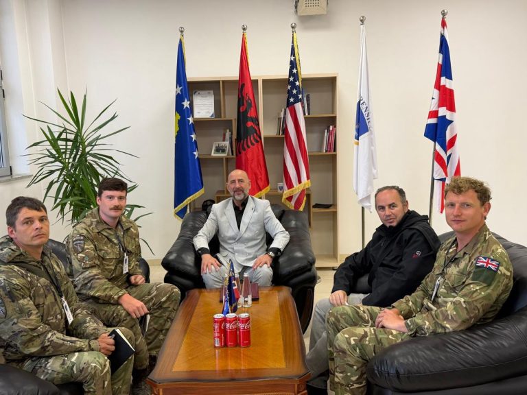 AKF forcon bashkëpunimin me Task Njësinë Britanike