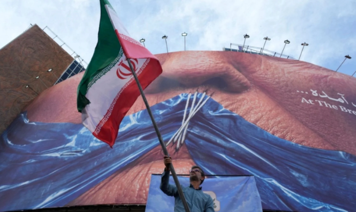 Irani i dërgon përgjigjen SHBA-së përmes Pakistanit