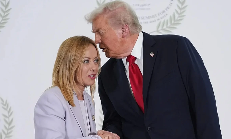 Trump: Po shqyrtojmë zhvendosjen e trupave nga Italia