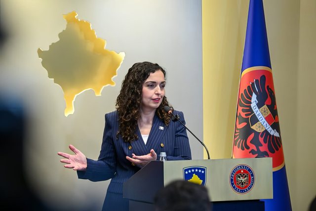 Osmani publikon mesazhet e qytetarëve: “Kthehu në LDK”