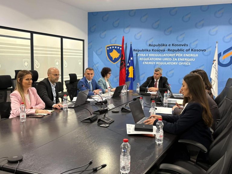 ZRRE aprovon të hyrat e operatorëve energjetikë për 2026