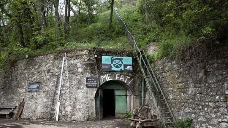 Trepça pezullon përkohësisht pesë punonjës në Kishnicë dhe Artanë