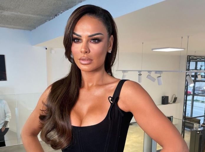 Juliana Nura mbron vendimin për t’u bërë nënë përmes IVF
