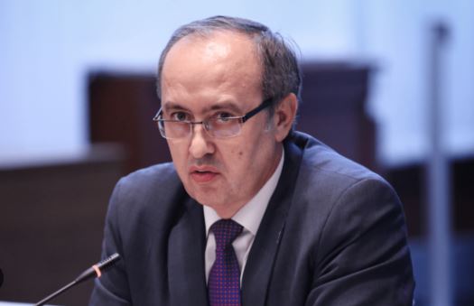 Hoti thërret protestë në mbështetje të projektit të gazit amerikan dhe paralajmëron rrezik për aleancën me SHBA-në