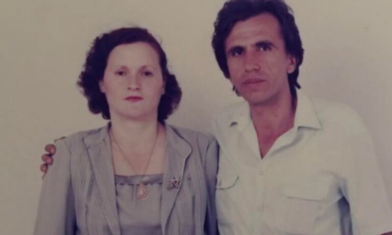 Besian Mustafa njofton ndarjen nga jeta të nënës së tij