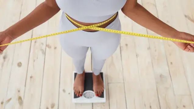 Këshillat më të mira për humbje peshe: Si disa persona humbën deri në 10 kg në një muaj