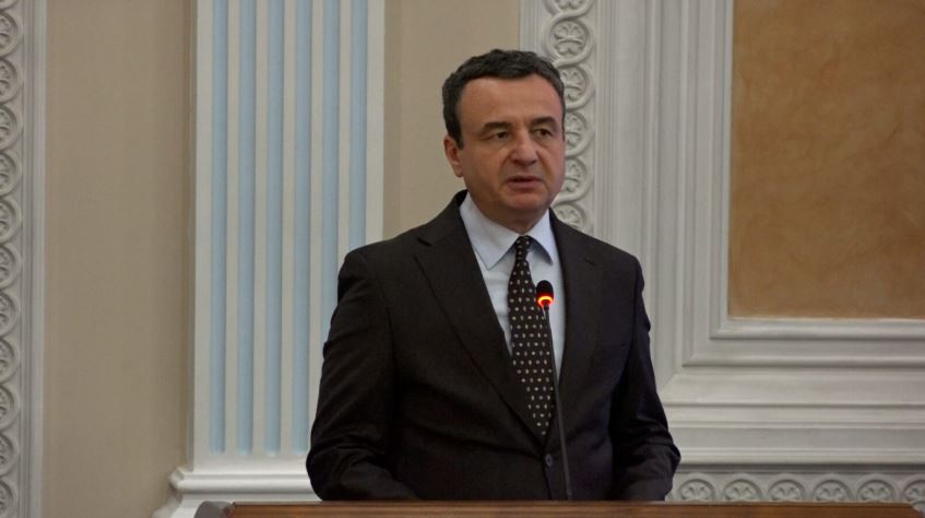 Kurti: Administrata publike duhet të jetë urë mes qytetarit dhe të drejtave të tij