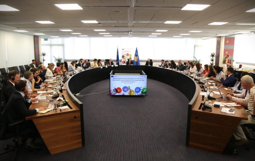 Kosova dhe BE-ja diskutojnë avancimin e projekteve zhvillimore