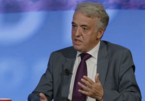 Hamiti: Qytetarët në Kosovë dhe Shqipëri kanë arsye për protesta ndaj qeverive