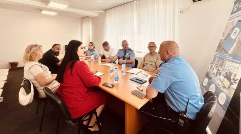 Policia në Mitrovicë koordinon masat për parandalimin e zjarreve verore