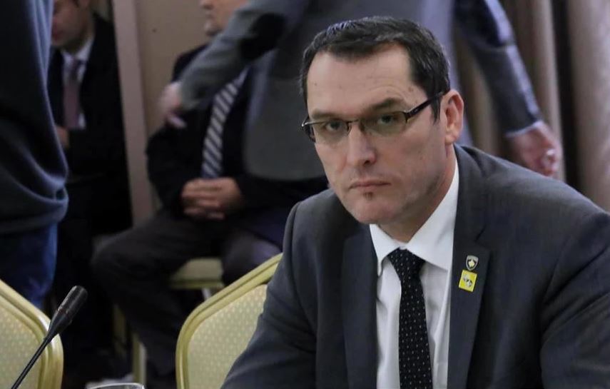 Gecaj kritikon ashpër Dejli Mihalin: Reagim politik i ekzagjeruar ndaj Përparim Ramës