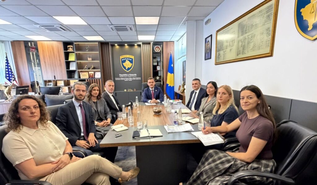 Diskutohet trajnimi i prokurorëve në Prizren
