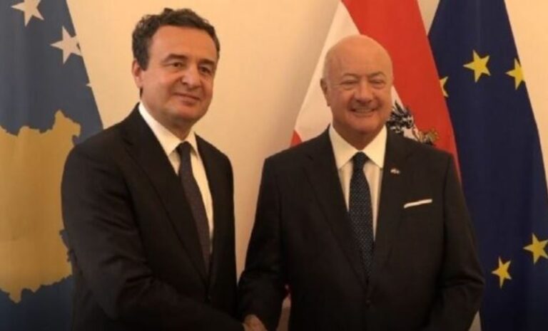 Kurti në Vjenë, diskuton me kancelarin austriak për bashkëpunimin dhe integrimin evropian