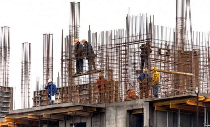 BSPK: Temperaturat e larta po rrezikojnë punëtorët e ndërtimtarisë