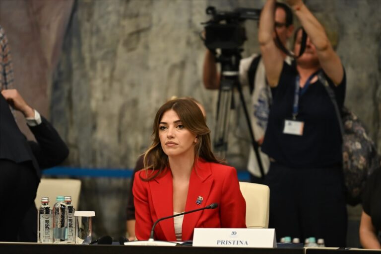 Haxhiu në Sofje: Kosova e gatshme për negociata, kërkon status kandidat në BE