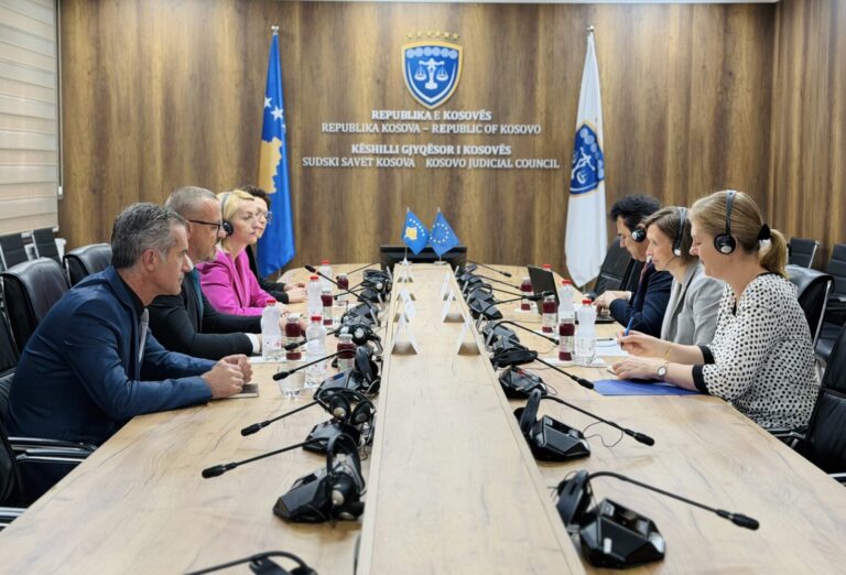 BE riafirmon mbështetjen për reformën në drejtësi në Kosovë