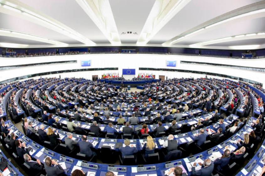 Parlamenti Evropian i kërkon Kosovës përshpejtim të reformave drejt BE-së