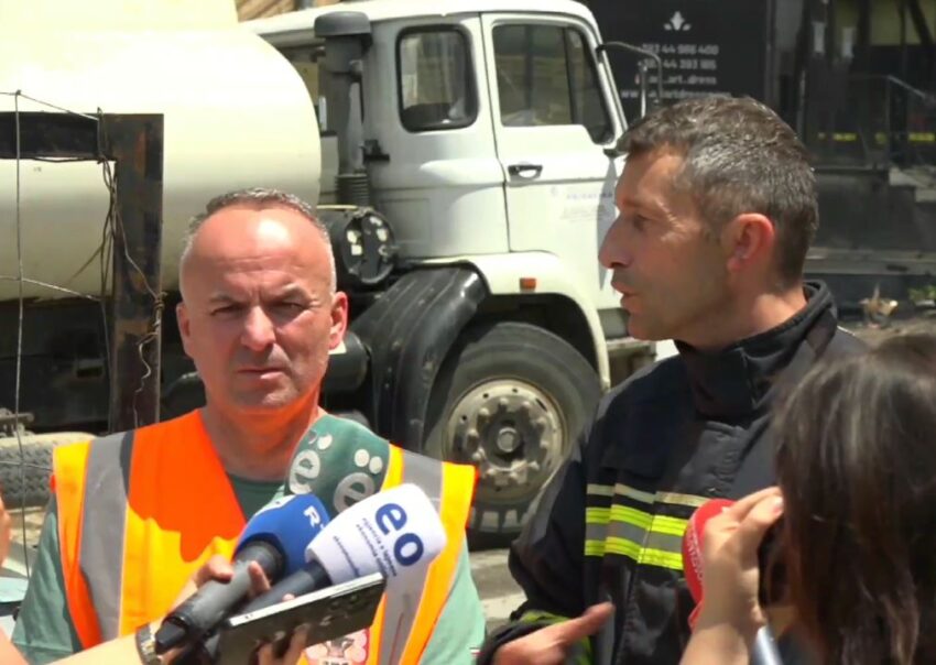 Zjarr në një banesë në Prishtinë, lëndohen dy qytetarë dhe pesë zjarrfikës