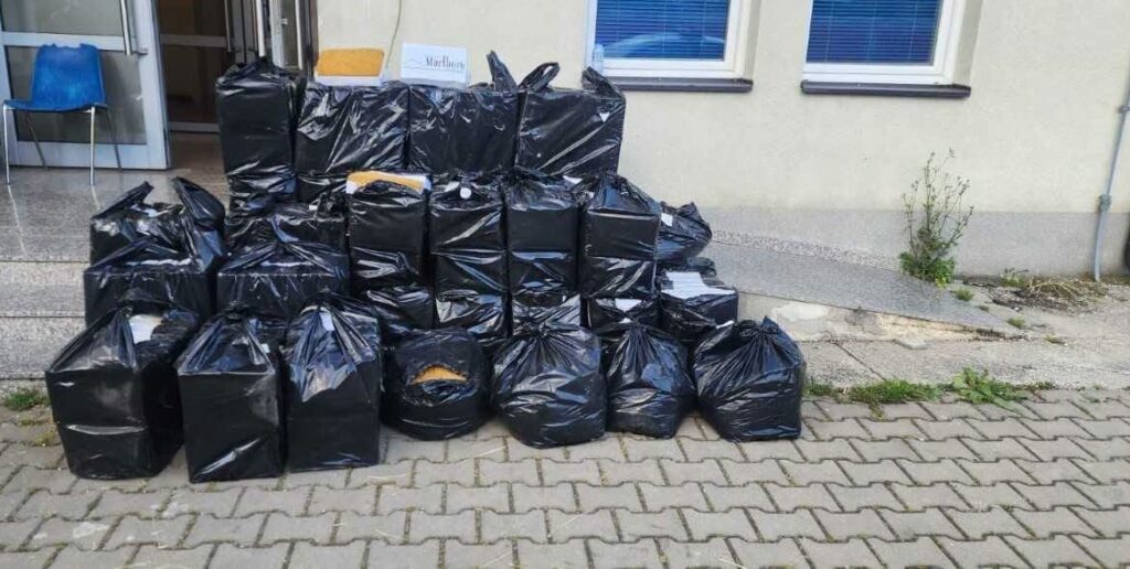 Parandalohet kontrabandë me mallra në Viti, sekuestrohen rreth 300 kg duhan