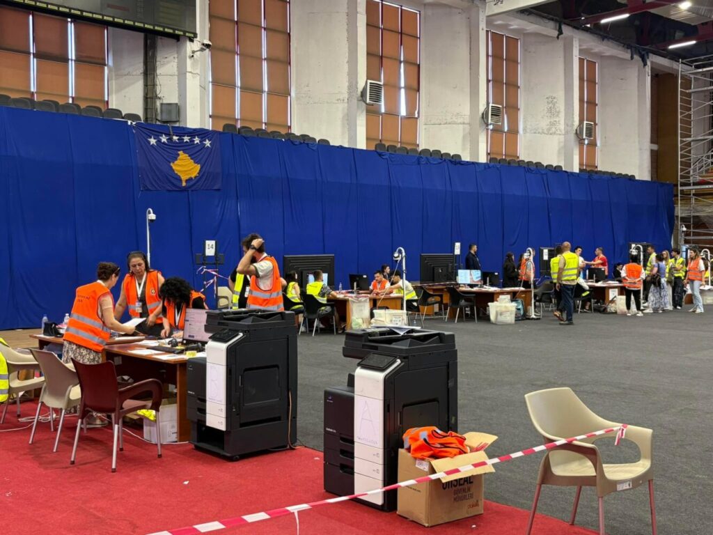 Numërohen 80 nga 223 kuti të votave të diasporës