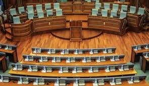 Kuota gjinore lë jashtë Kuvendit Berishën dhe Ramadanin