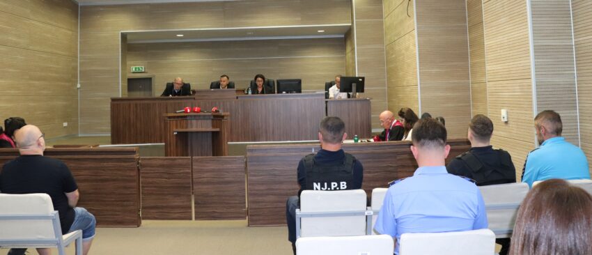Supremja ia ul dënimin Edmond Lajçit në 30 vjet burg