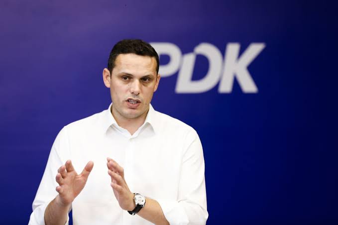 PDK shqyrton ftesën e Kurtit, Gruda kërkon kompromis politik