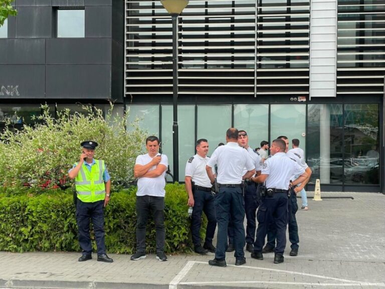 Shtyhet protesta e fermerëve të Istogut para Ministrisë së Bujqësisë