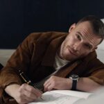 Unaza në gishtin e Kerem Bürsin ngjall dyshime për fejesë