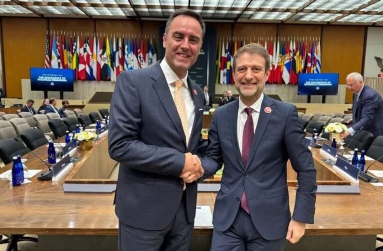 Konjufca dhe Hoxha diskutojnë në Washington për bashkëpunimin Kosovë-Shqipëri