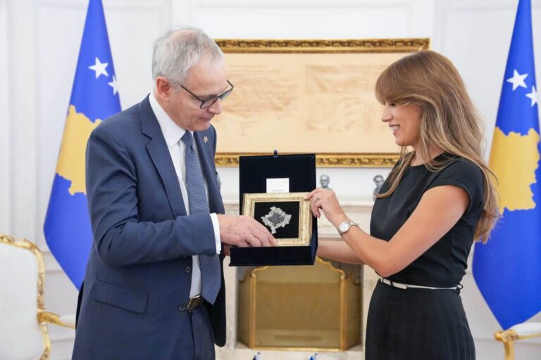 Haxhiu pret ambasadorin belg në takim lamtumirës, e falënderon për bashkëpunimin