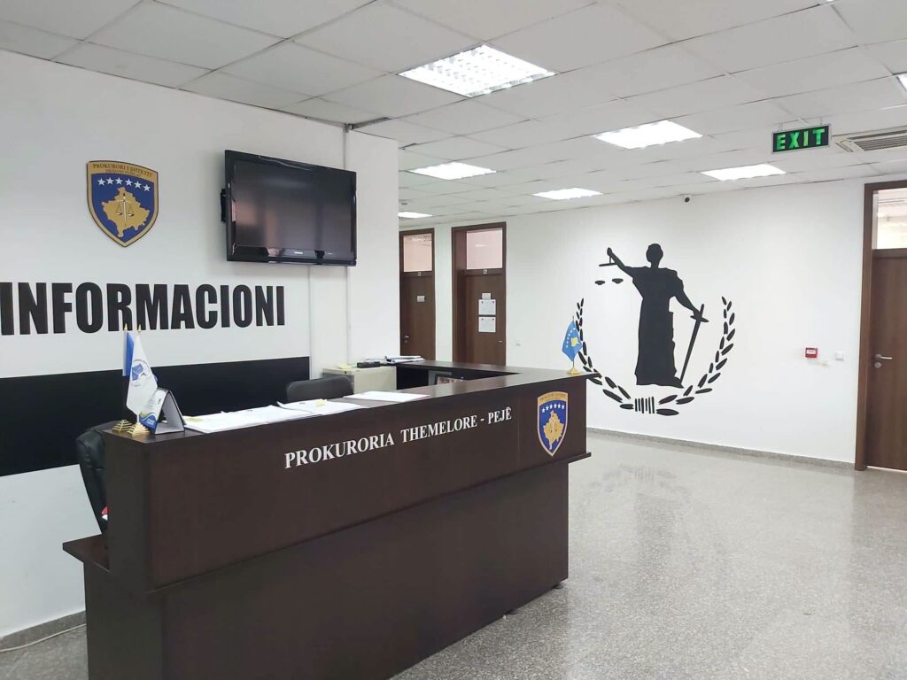 Ndalet një person pas vdekjes nga arma në Deçan