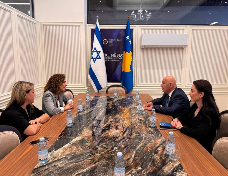 Gjini takon ambasadoren izraelite, diskutohet forcimi i marrëdhënieve Kosovë–Izrael