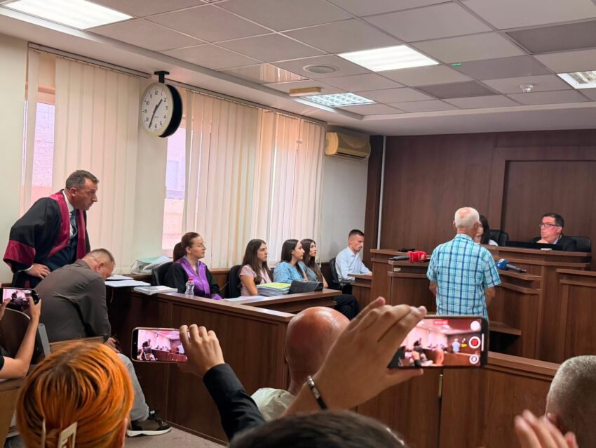 Eqrem Avdullahu pranon fajësinë për kanosjen ndaj Hysni Gucatit, aktgjykimi më 23 korrik