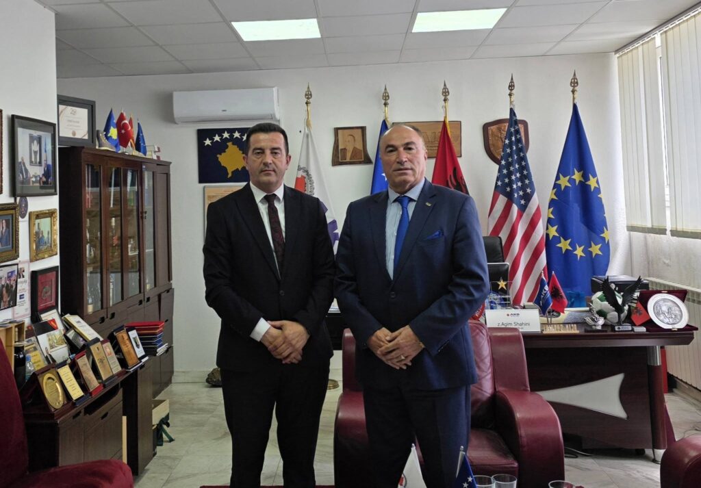 AKB dhe Oda e Përmbaruesve kërkojnë forcim të sigurisë juridike për zhvillimin ekonomik