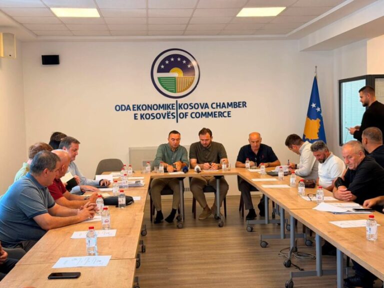 Përpunuesit e qumështit kërkojnë mbështetje për prodhimin vendor