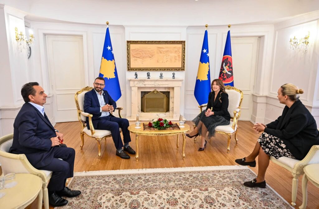 Haxhiu diskuton me “Albanians for America” për forcimin e lidhjeve Kosovë-SHBA