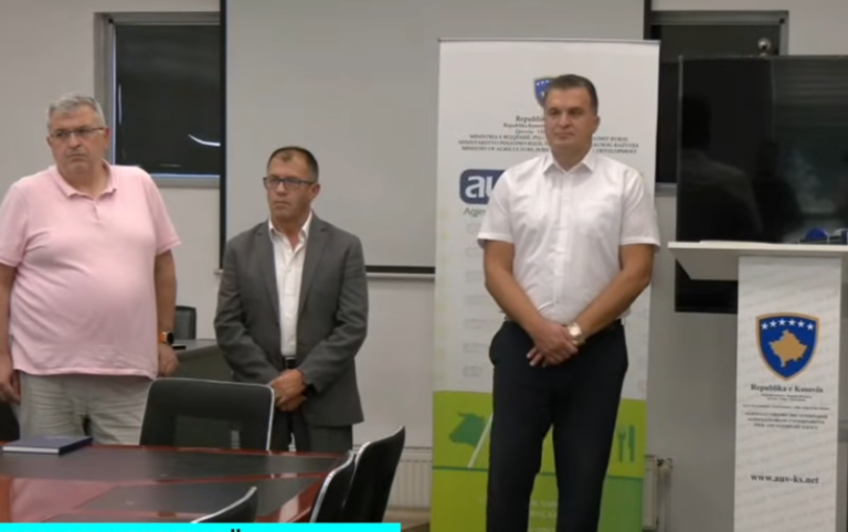 AUV: “Vita” dyshohet për shkelje të ndalimit të përdorimit të qumështit pluhur dhe vajit të palmës