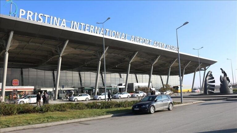 ASK: Bien fluturimet dhe udhëtarët në aeroportin “Adem Jashari”