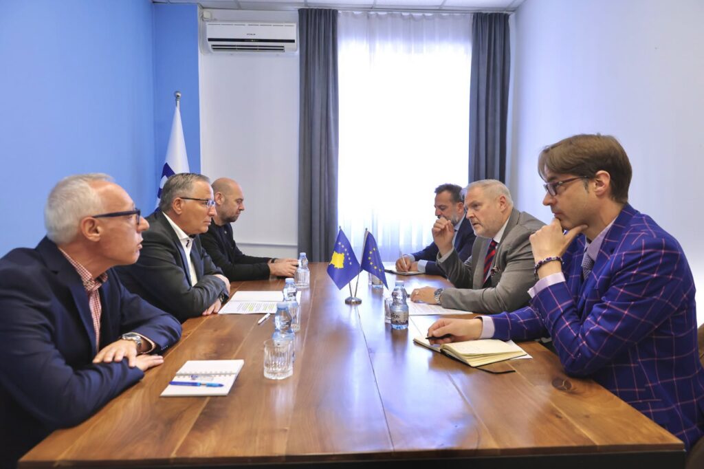 Hamza: Kosovës i duhen institucione funksionale dhe besim nga partnerët