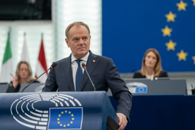 Tusk: Muajt e ardhshëm mund të jenë kritikë për sigurinë në Evropë